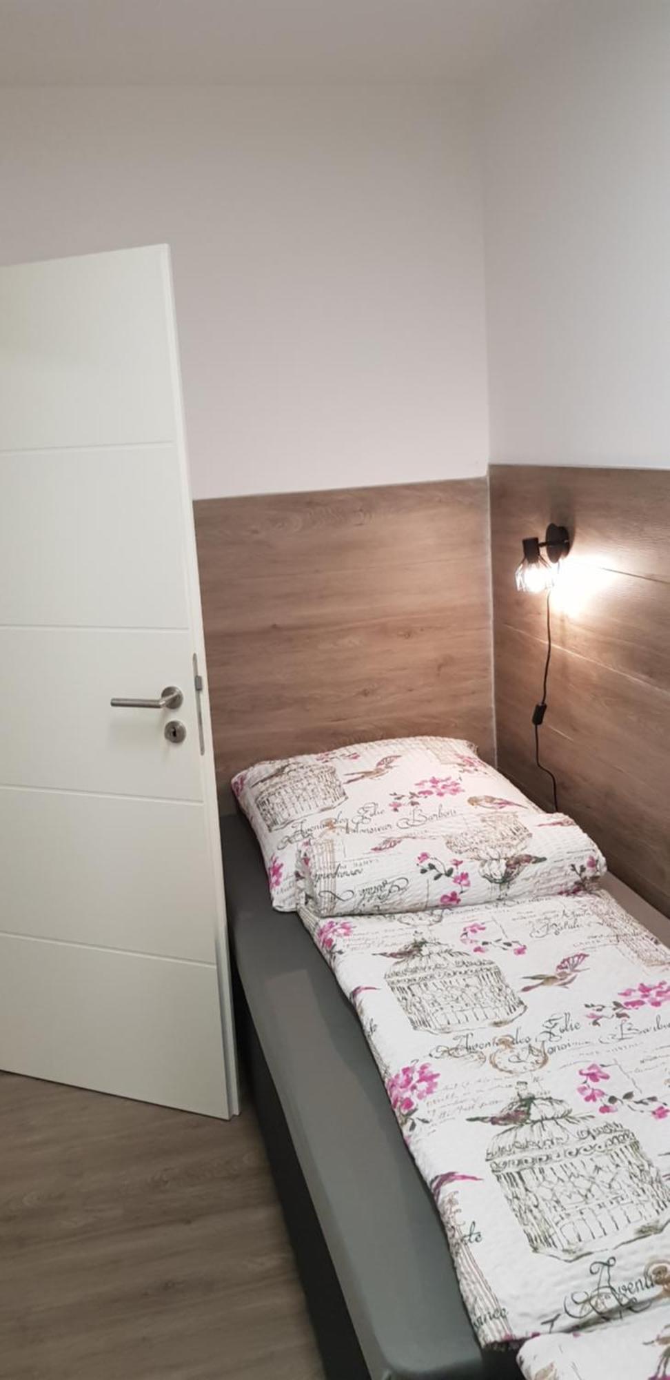 Apartment Und Garten Erftstadt